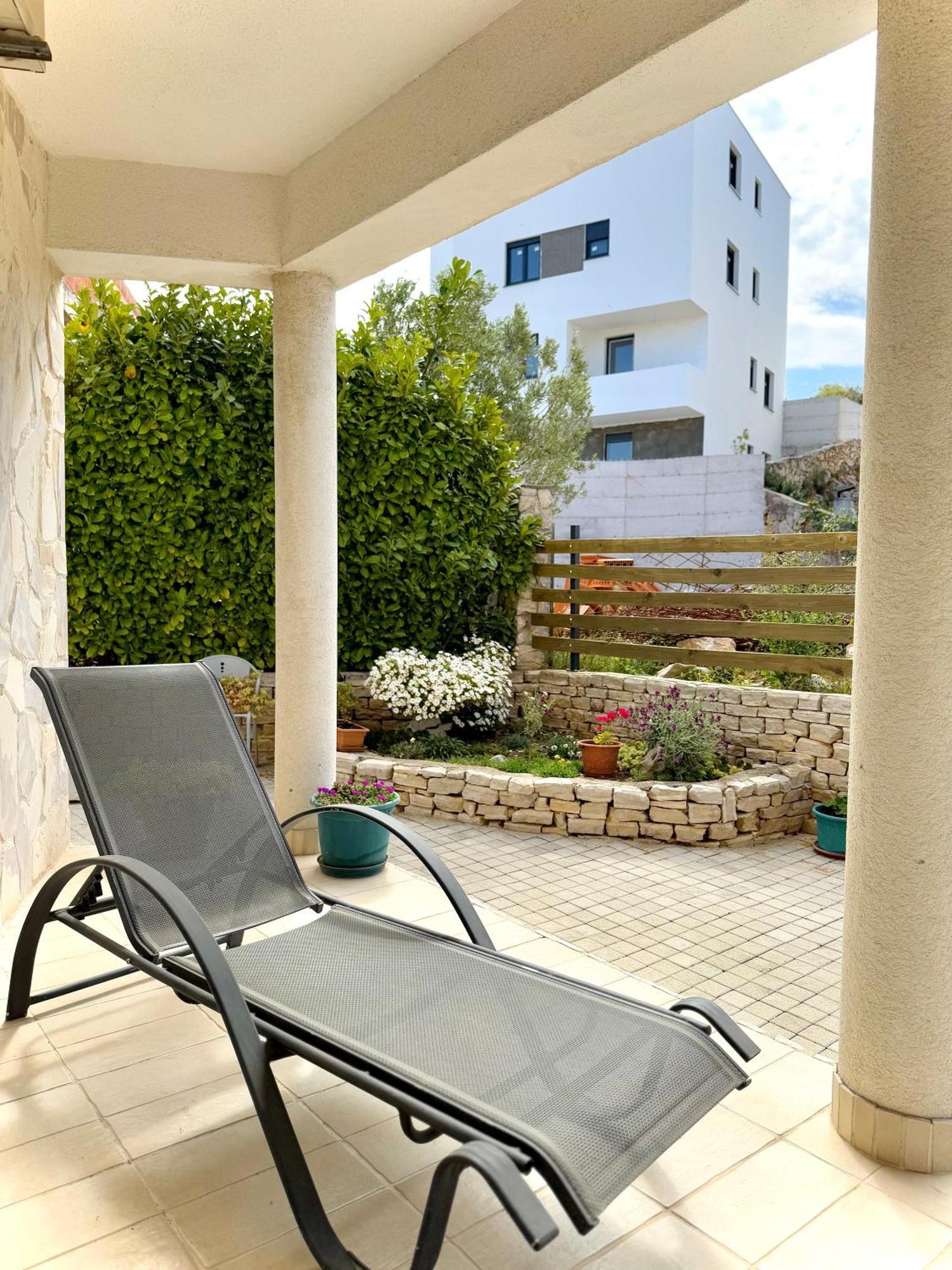 Apartments Elvira Drage Exterior photo