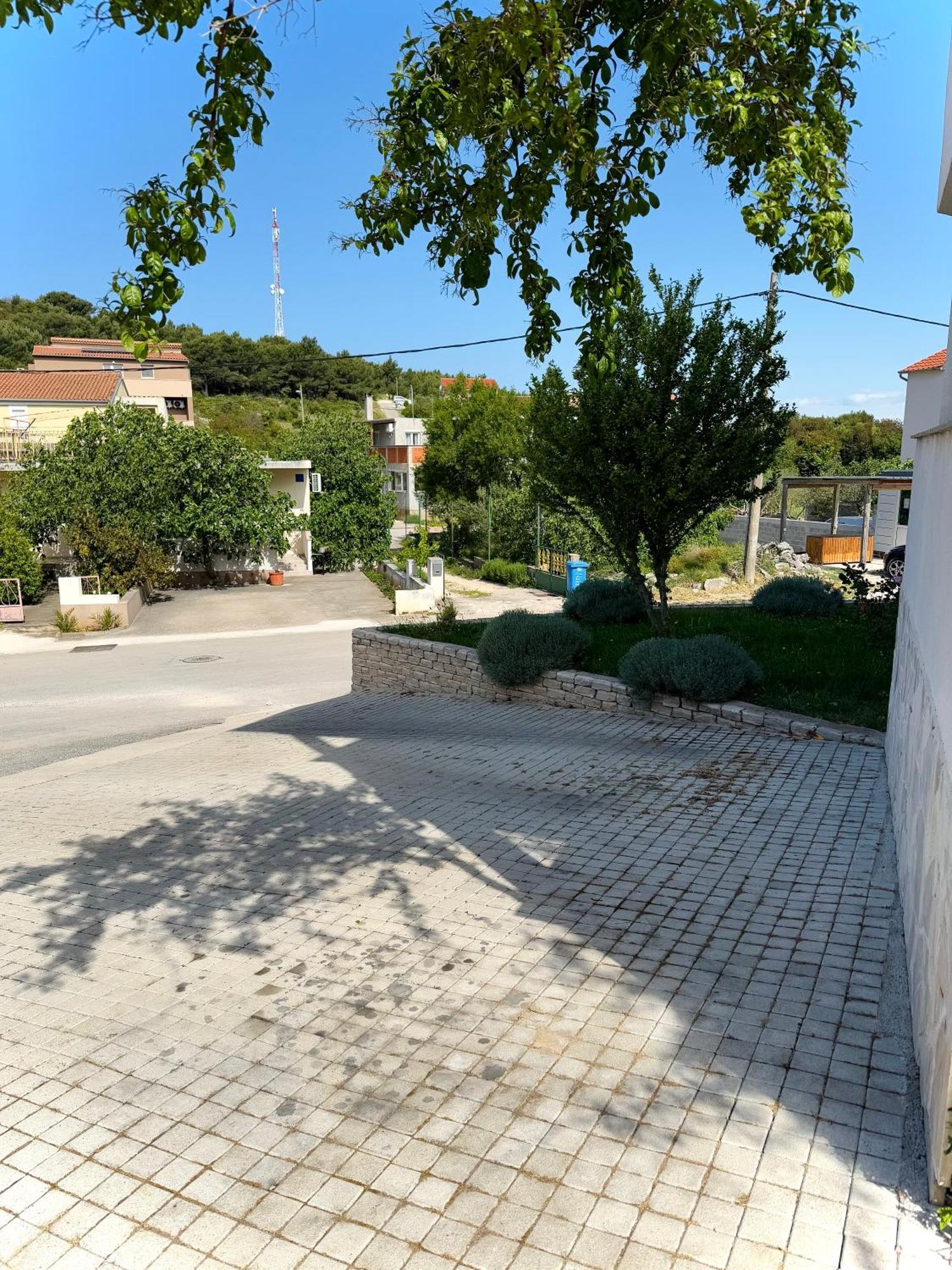 Apartments Elvira Drage Exterior photo